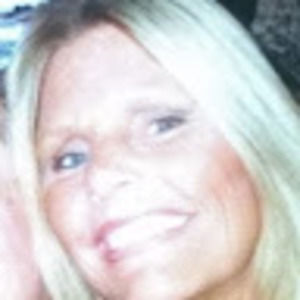 Meet your Posher, Apryle